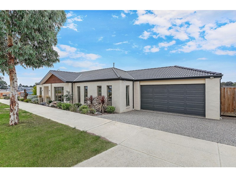 36 Midland Road, Doreen VIC 3754