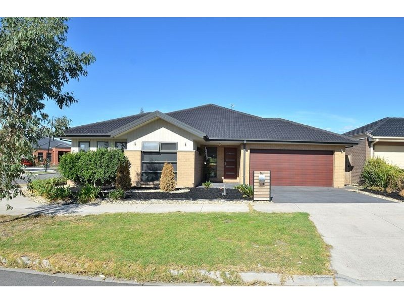 16 Carriageway Pass, Mernda VIC 3754