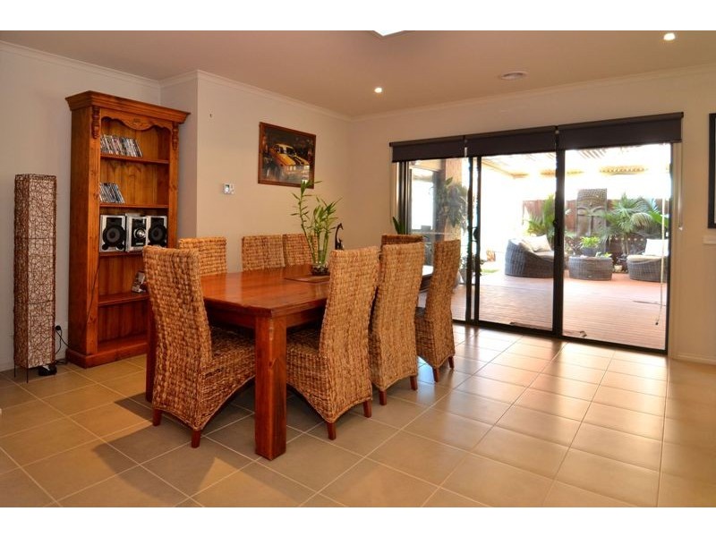 16 Carriageway Pass, Mernda VIC 3754