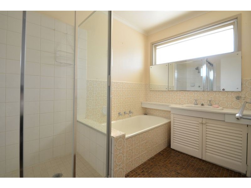 1 / 19 Kell Court, Greensborough VIC 3088