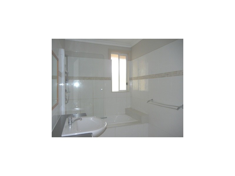 1/43 Leach Street, Briar Hill VIC 3088