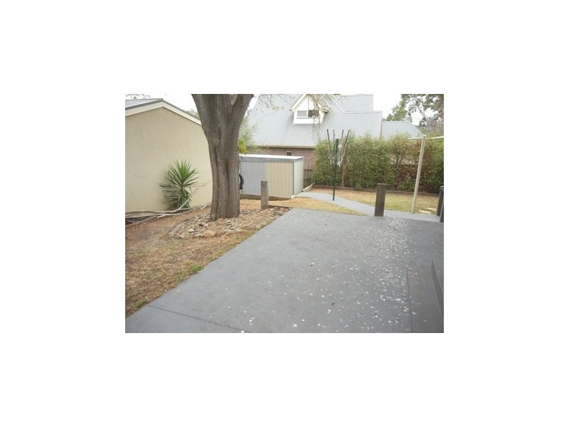 1/43 Leach Street, Briar Hill VIC 3088