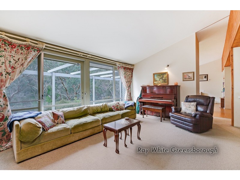 19 Palpera Terrace, Greensborough VIC 3088