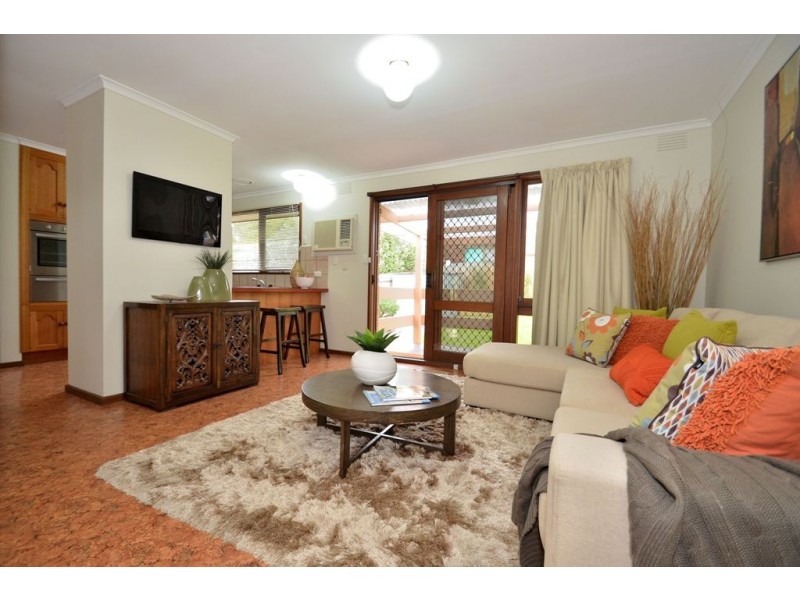 56 Allumba Drive, St Helena VIC 3088