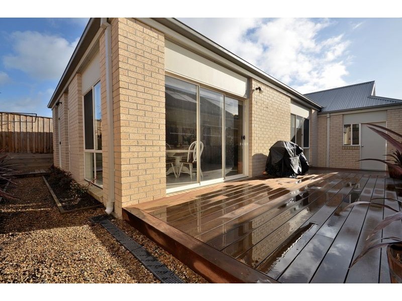 7 Markdale Way, Doreen VIC 3754