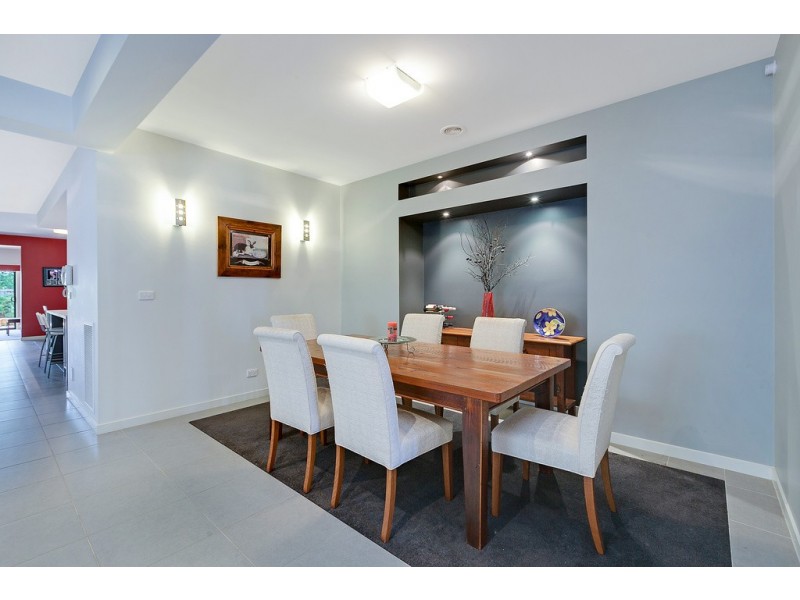 16 Jorgensen Avenue, Doreen VIC 3754