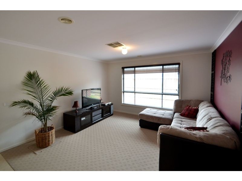 23 Macadamia Street, Doreen VIC 3754