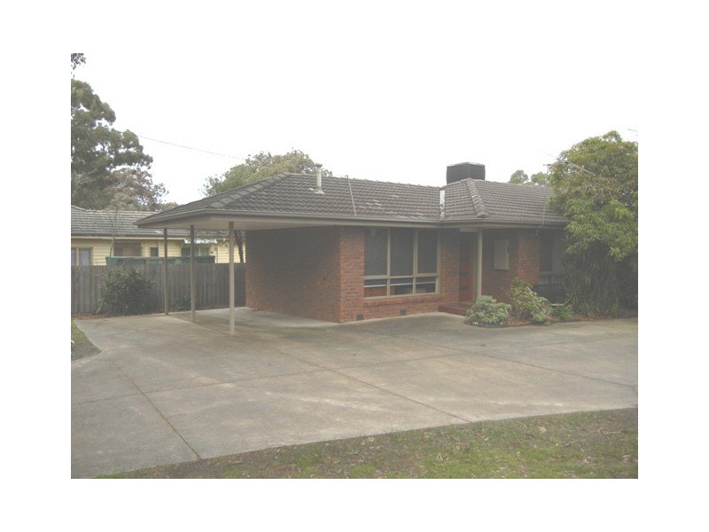 2/4 Campbell Road, Briar Hill VIC 3088