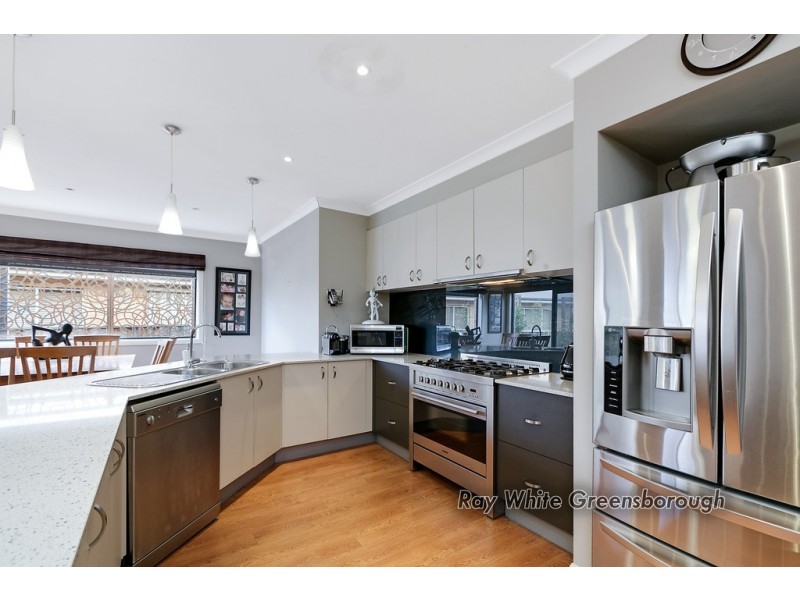 26 Fuschia Grove, South Morang VIC 3752