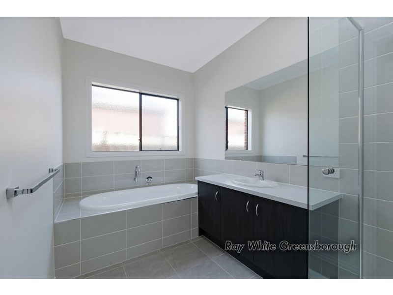 15 Shoal Circuit, Doreen VIC 3754