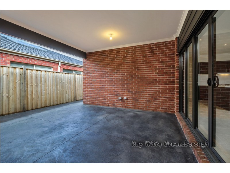 15 Shoal Circuit, Doreen VIC 3754