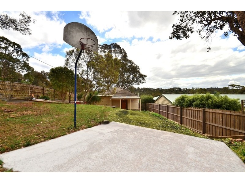 50 Curtain Road, Hurstbridge VIC 3099