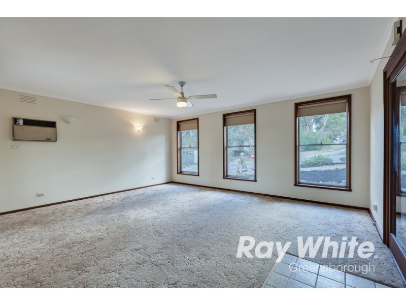 1 Pertaka Close, Montmorency VIC 3094