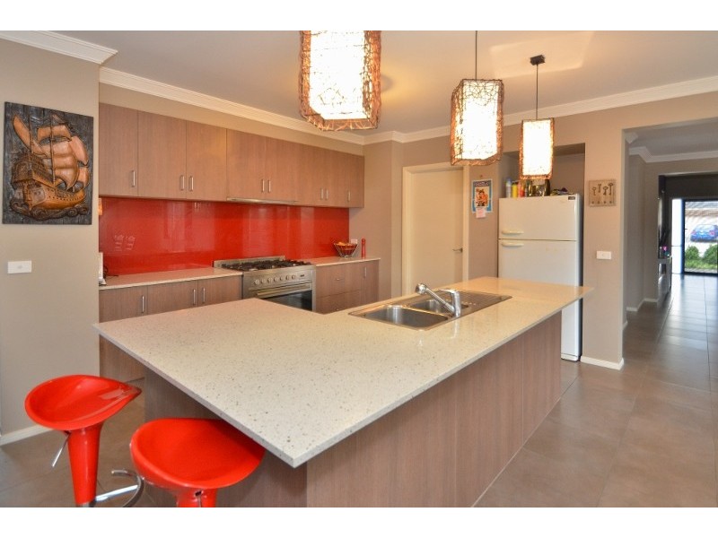 12 Riverdale Boulevard, South Morang VIC 3752