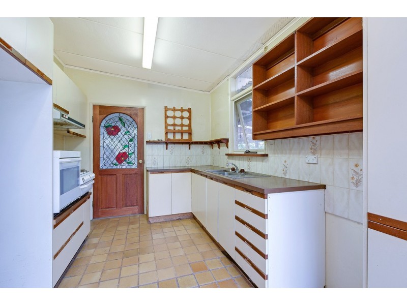 124 Thompson Crescent, Research VIC 3095