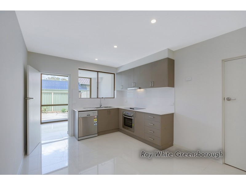 2/36 Wahroonga Crescent, Greensborough VIC 3088