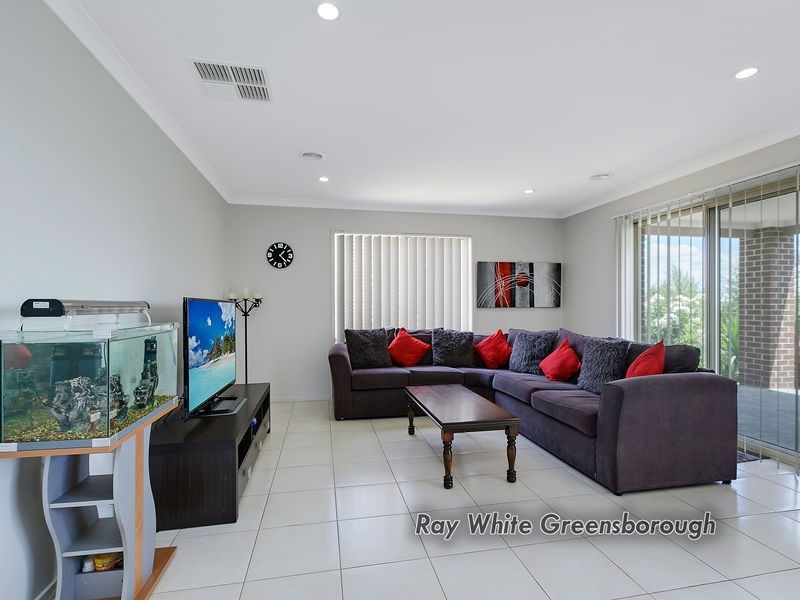 63 Eminence Boulevard, Doreen VIC 3754