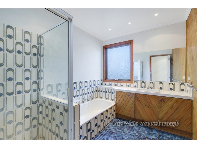 15 Lower Road, Eltham North VIC 3095