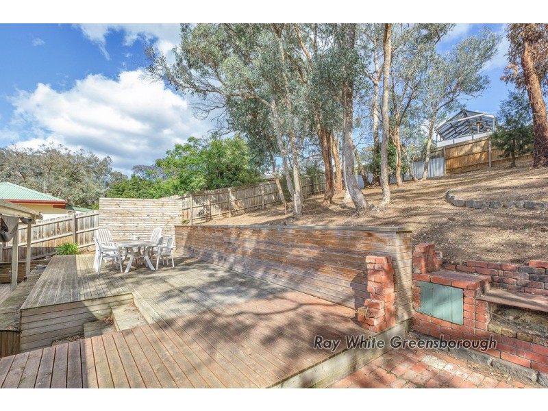 15 Lower Road, Eltham North VIC 3095