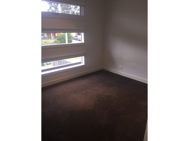 8A Dobson Road, Montmorency VIC 3094