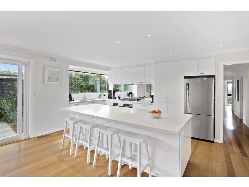 6 Risdale Close, Diamond Creek VIC 3089