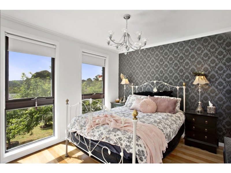 6 Risdale Close, Diamond Creek VIC 3089