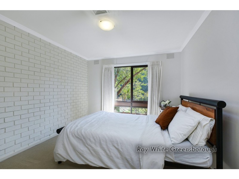 38 Brinawa Drive, Greensborough VIC 3088