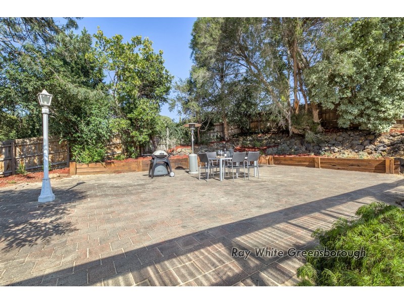 38 Brinawa Drive, Greensborough VIC 3088