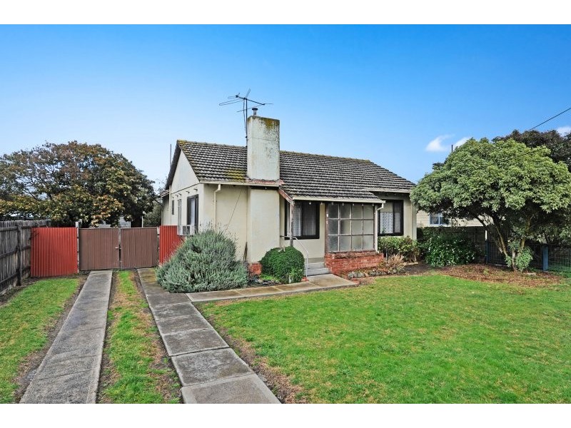 5 Carbeena Parade, Heidelberg West VIC 3081