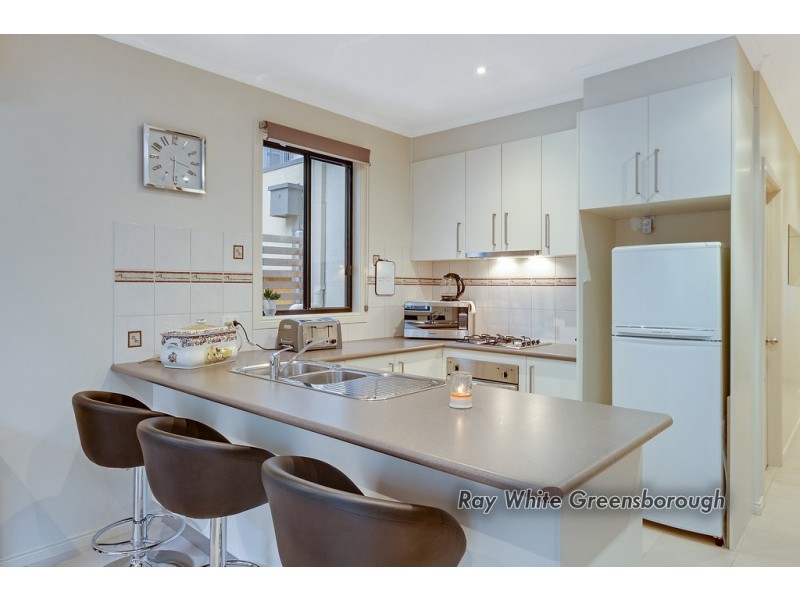 8 Ruby Lane, Greensborough VIC 3088