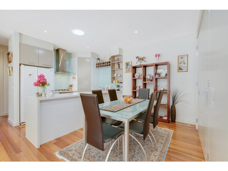 6/143 St Helena Road, Greensborough VIC 3088