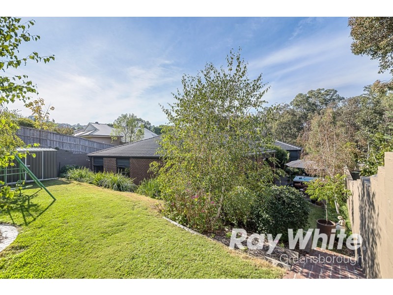 19 Brownlow Drive, Diamond Creek VIC 3089