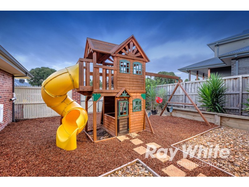 20 Woningary Crescent, Doreen VIC 3754