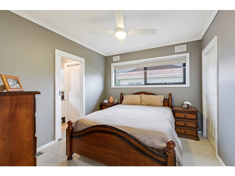 1/9 Thompson Street, Watsonia VIC 3087