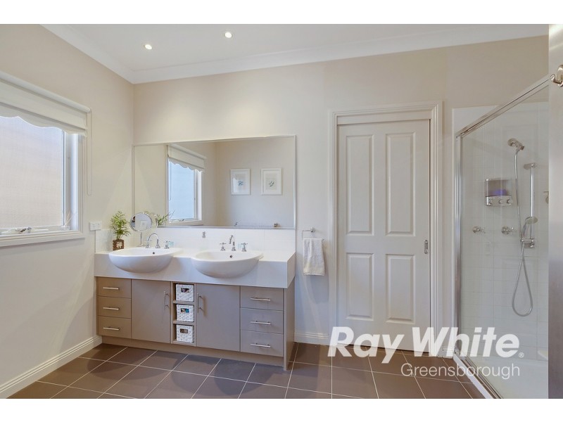 11 Spoonbill Street, Doreen VIC 3754