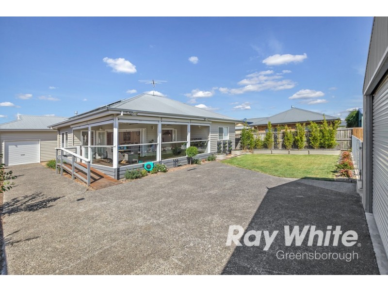 11 Spoonbill Street, Doreen VIC 3754