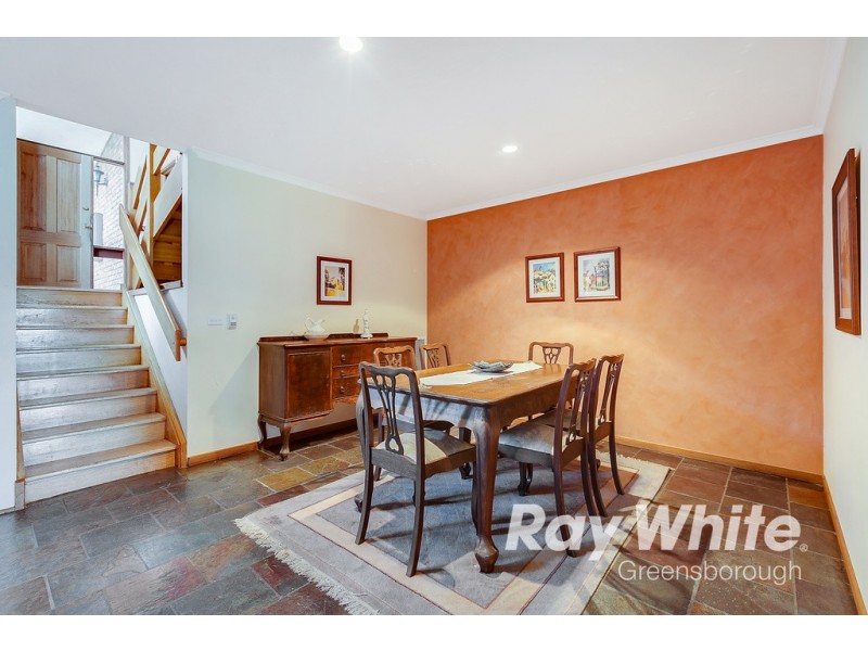 8 Kerrie Crescent, Eltham VIC 3095