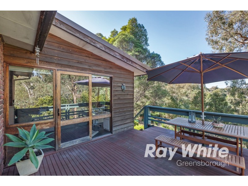 8 Kerrie Crescent, Eltham VIC 3095