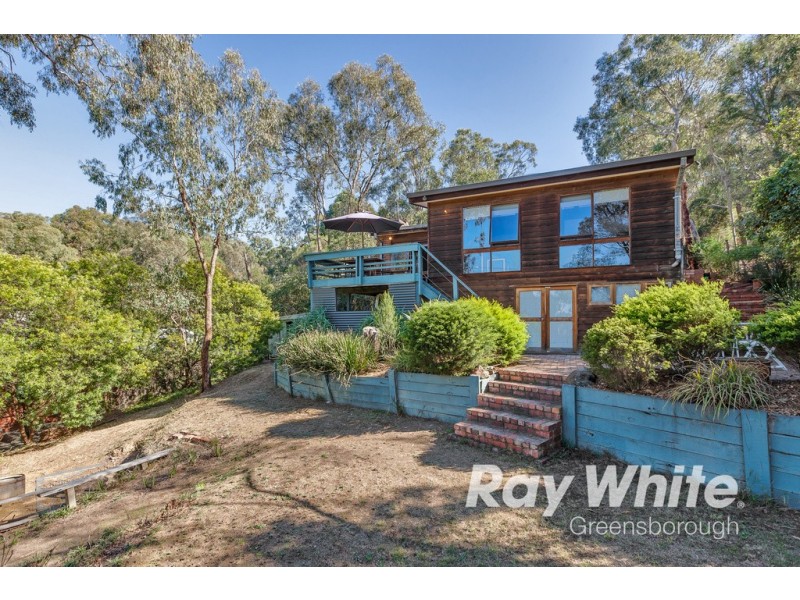 8 Kerrie Crescent, Eltham VIC 3095