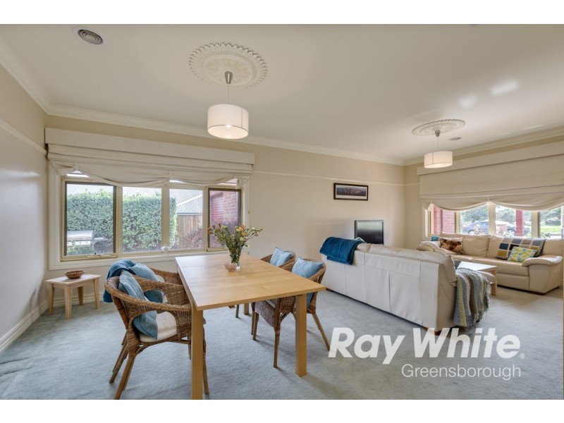 24 Sugarloaf Rise, Doreen VIC 3754