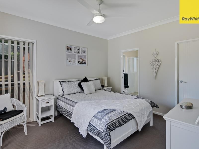 42 Russell Street, Cleveland QLD 4163