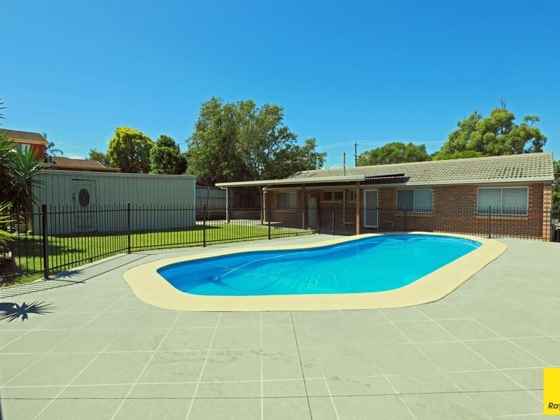 13 Moselle Drive, Thornlands QLD 4164