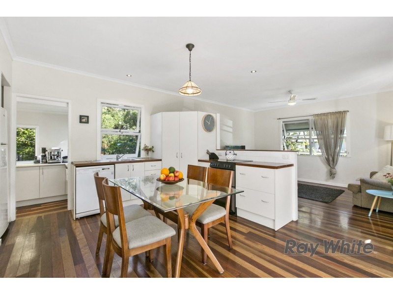 18 Larbonya Crescent, Capalaba QLD 4157