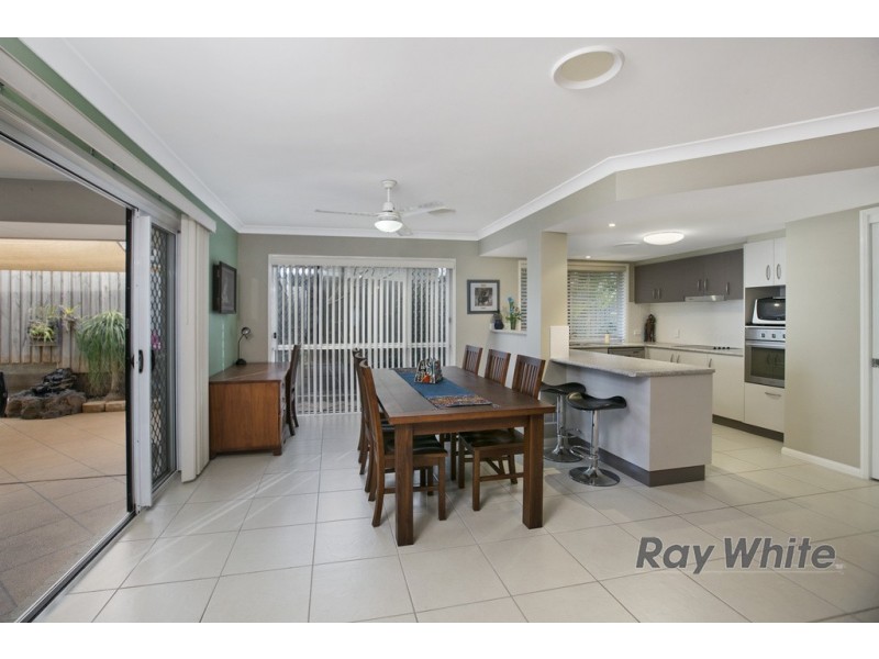 1 Huntly Place, Redland Bay QLD 4165