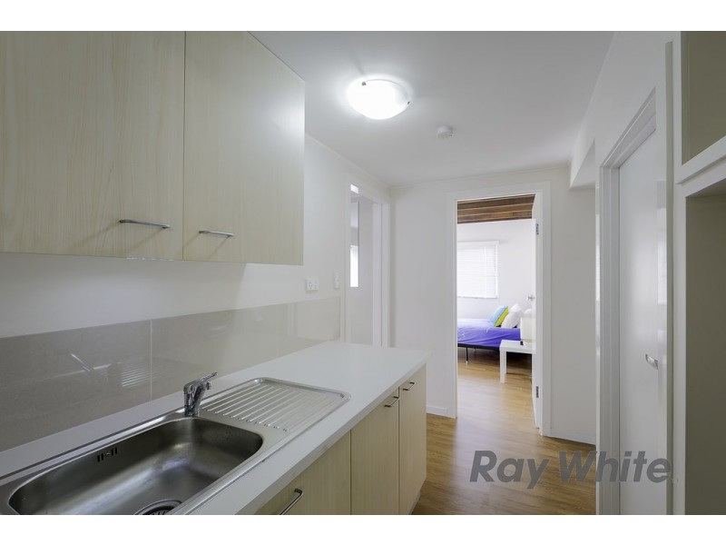 1/13 Hampshire Crescent, Alexandra Hills QLD 4161