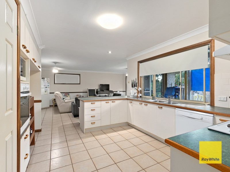 17 Paranka Drive North, Cleveland QLD 4163