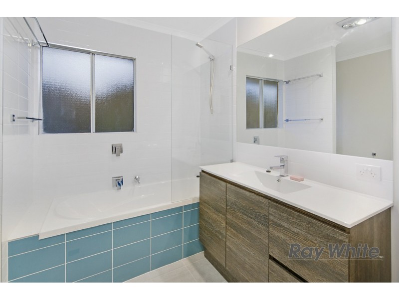 2 Blaxland Street, Capalaba QLD 4157