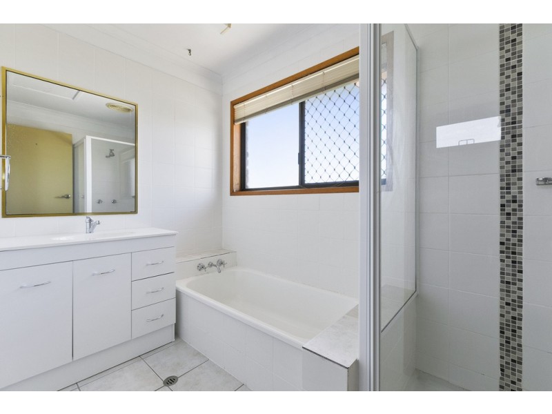20 Lynton Court, Alexandra Hills QLD 4161
