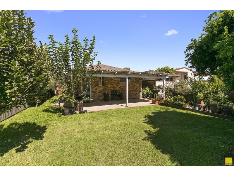 19 Thomas Street, Birkdale QLD 4159