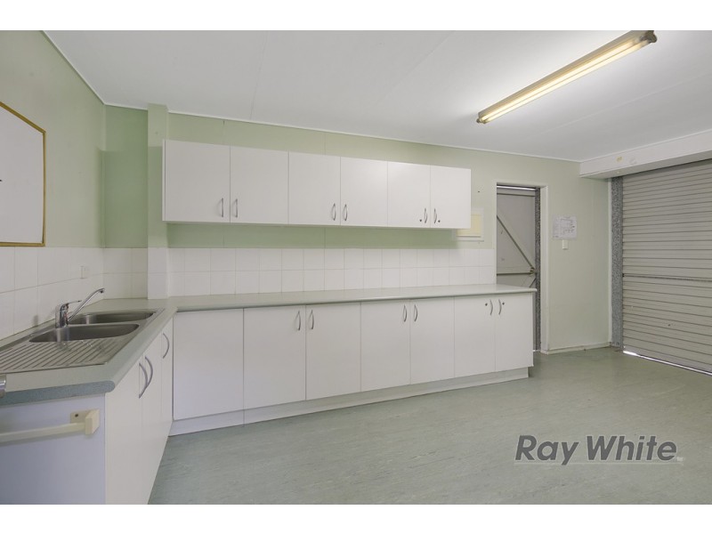 271 Redland Bay Road, Capalaba QLD 4157